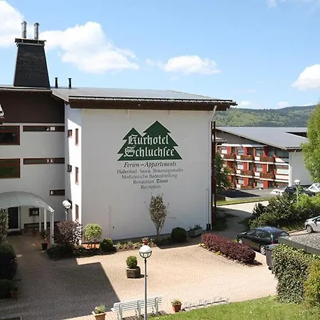 Appartement Waschbaer Hoehle Mit Pool Und Balkon *